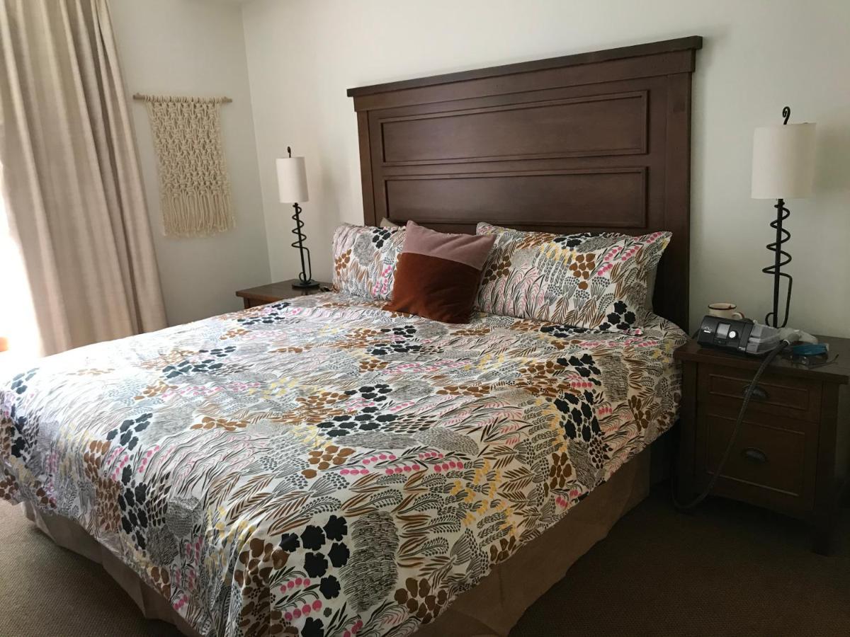 Luxurious & Spacious Mountain Retreat 캔모어 외부 사진