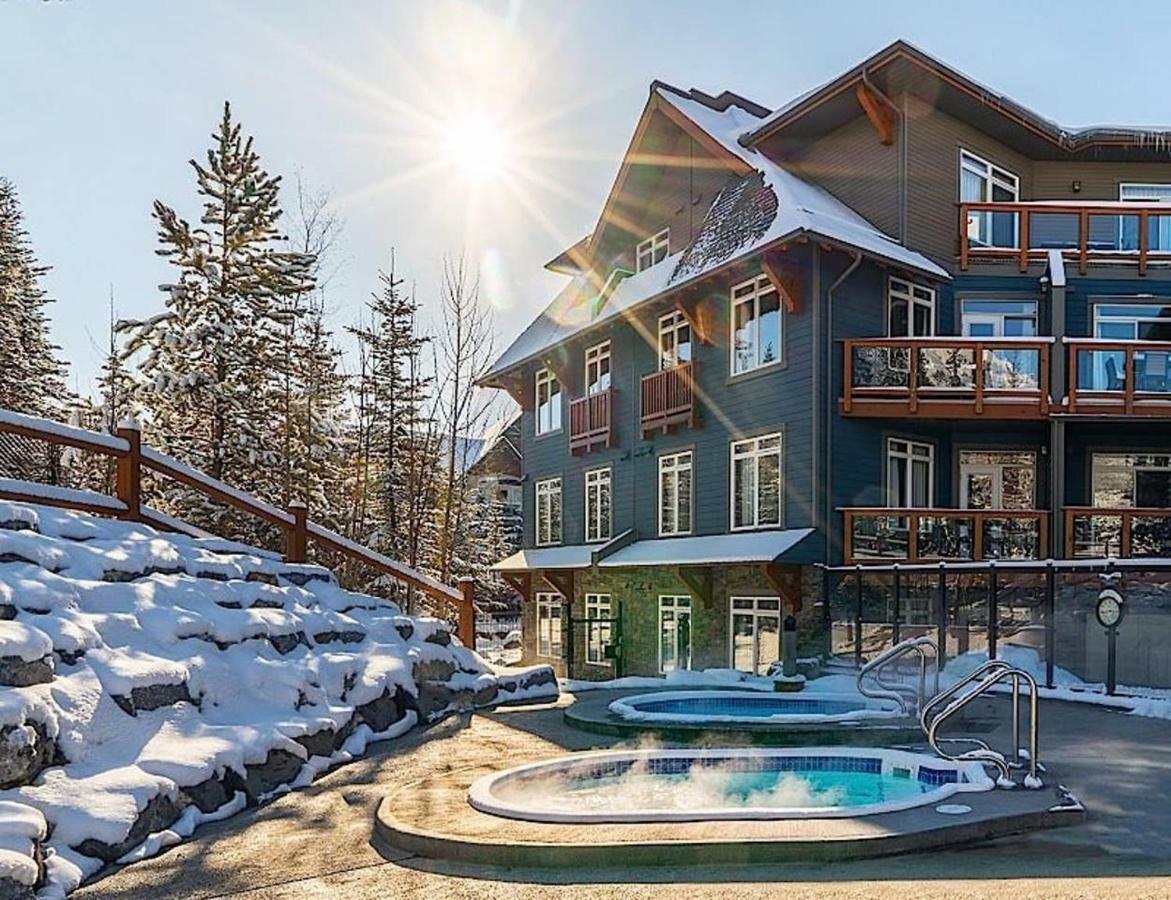 Luxurious & Spacious Mountain Retreat 캔모어 외부 사진