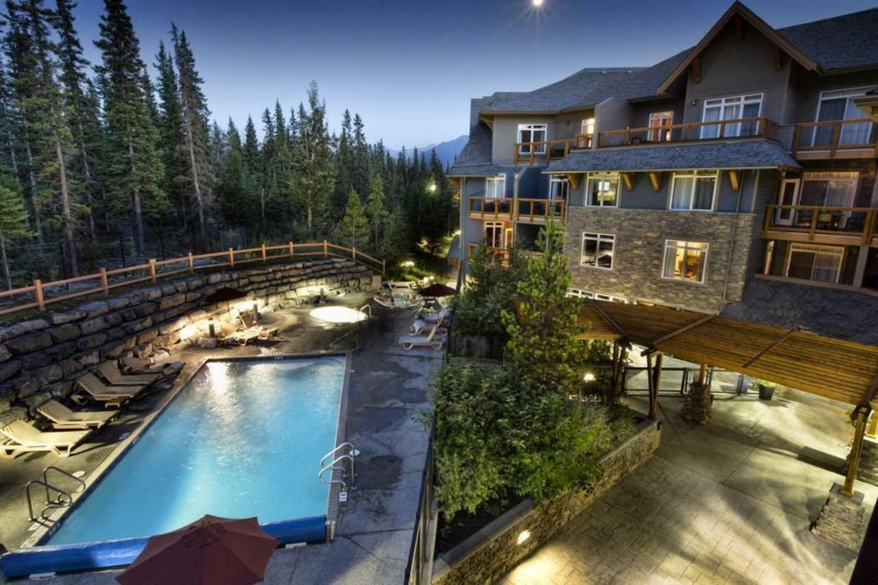 Luxurious & Spacious Mountain Retreat 캔모어 외부 사진